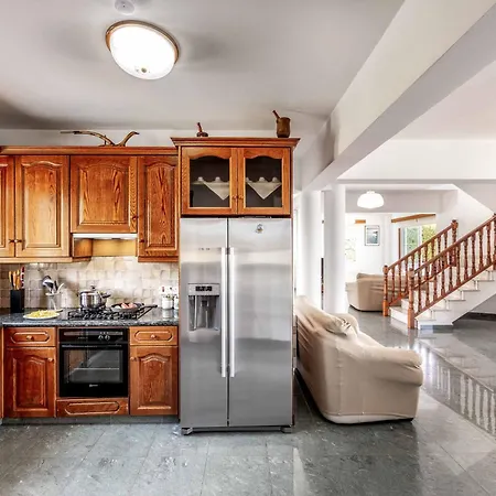 Thalassa Вилла *