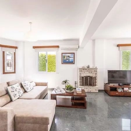 Thalassa Villa Argaka