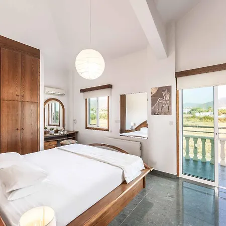 Thalassa Villa *