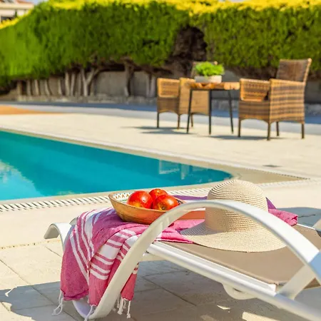 Thalassa Villa